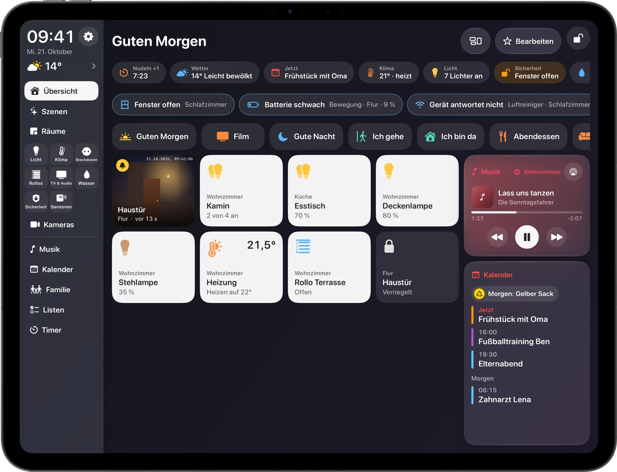 HomePanel auf dem iPad: Übersicht mit Begrüßung, Hausstatus, Szenen, Kalender, Musik, Türklingel-Kamera und Gerätekacheln